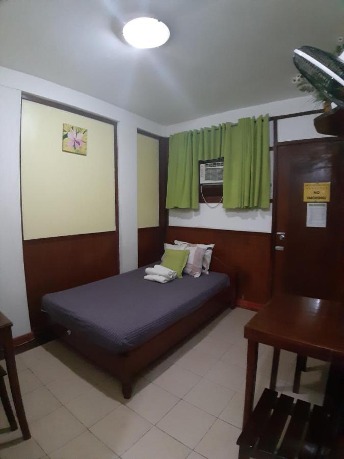 Raq Pensionne House Puerto Princesa Exterior foto